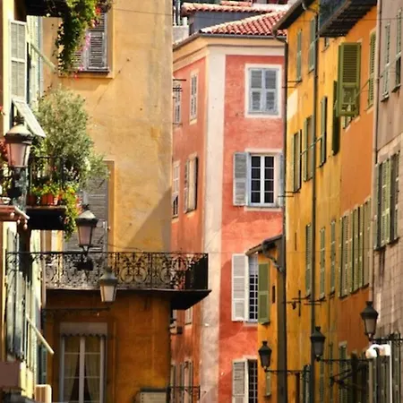 2 Pieces A Louer Au Coeur Du Carre D Or A Nice, Rue Dalpozzo A 150 Metres Des Plages Ξενοδοχείο με διαμερίσματα *